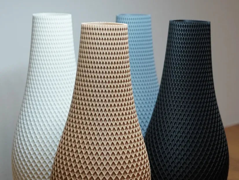 Diamond-textured vase